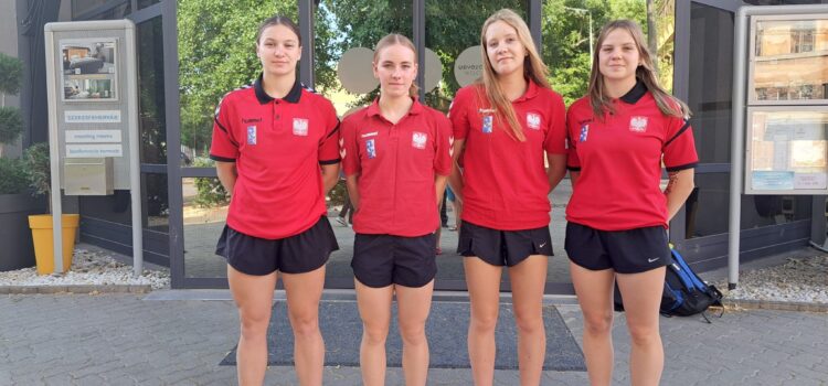 Małgorzata Karbownik, Hanna Jakubowska i Maja Biernacka w półfinale Młodzieżowych Mistrzostw Świata w Székesfehérvár Małgorzata Karbownik, Hanna Jakubowska i Maja Biernacka w półfinale Młodzieżowych Mistrzostw Świata w Székesfehérvár