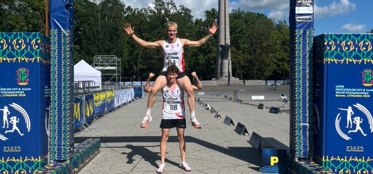 Franciszek Dubrawski i Piotr Bis 11 sztafetą mężczyzn podczas Mistrzostw Świata U22
